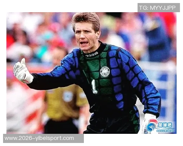 查韦斯收到多份租借报价但更倾向于继续留在拜仁发展