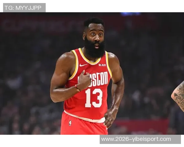 哈登右肩僵硬热身后将决定是否对阵勇士的出战情况